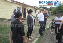 Campanie de informare şi educaţie sanitară în cartierul Drochia din Dorohoi - FOTO