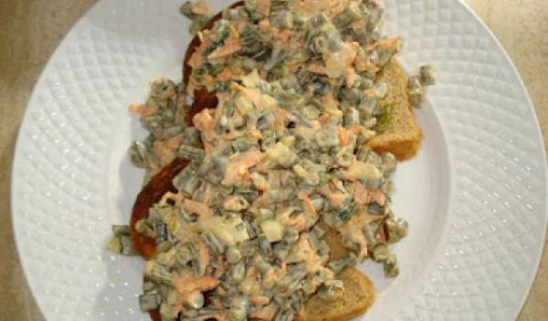 salata fasole