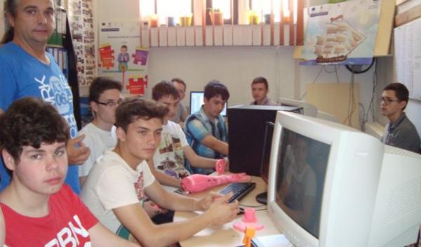 braț robotic humanoid (2)