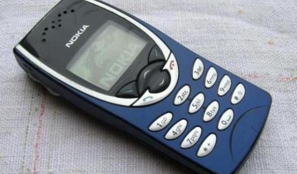 nokia-8210