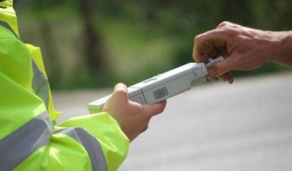 Sancționați pentru conducere sub influenţa alcoolului pe drumurile publice