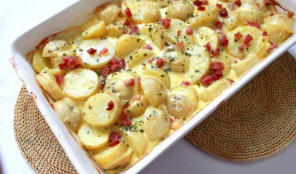 Cartofi carbonara