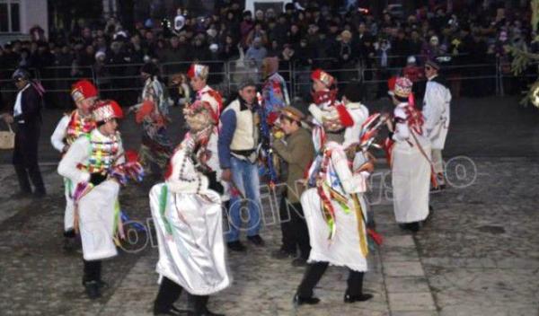 parada obiceiuri iarna