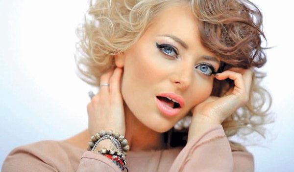 Delia Artistul anului 2015