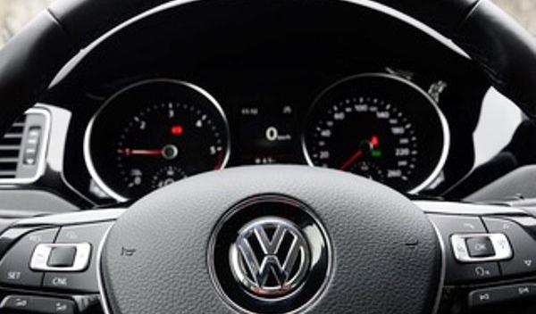 Volkswagen recheamă în service