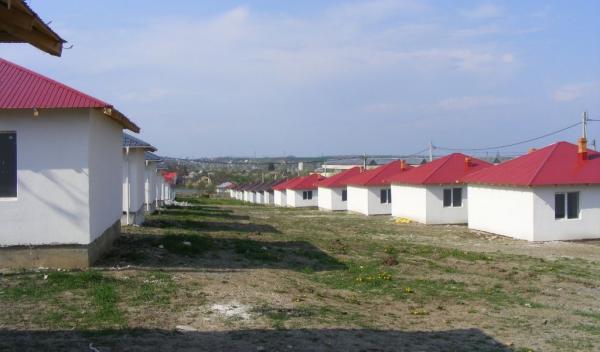 Cartierul de 30 de case noi reconstruit la Dorohoi de habitat for Humanity