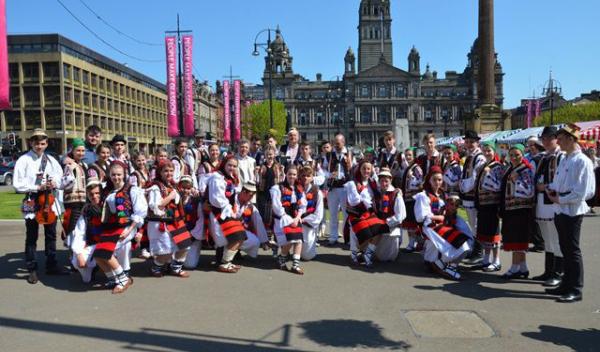 Mugurelul-Margineanca la Ziua Europei Glasgow_22