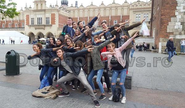 elevi Colegiul Grigore Ghica 11