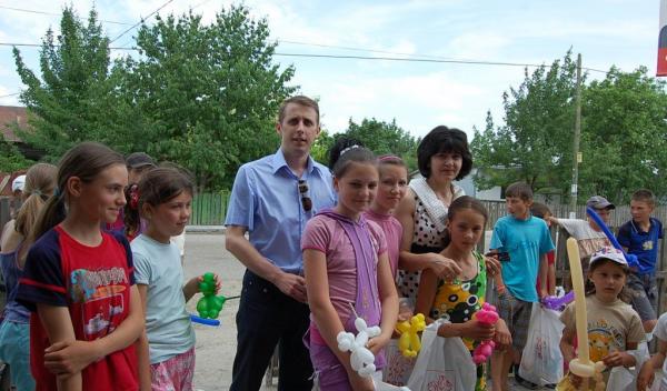1 IUNIE Hanesti