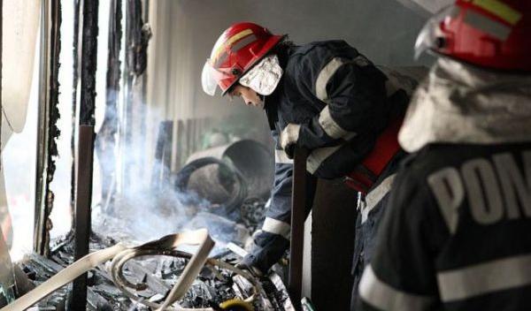 incendiu apartament
