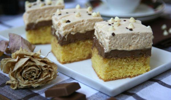 Prăjitură cu bezea caramel