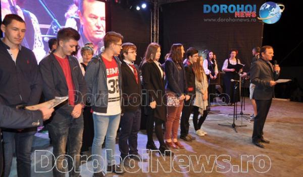 Oficialitati si premiati_12