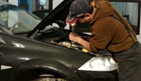 mecanic-auto-cercetat