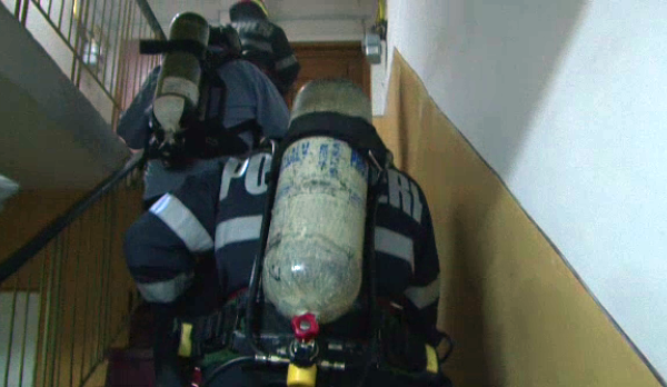 apartament incendiat