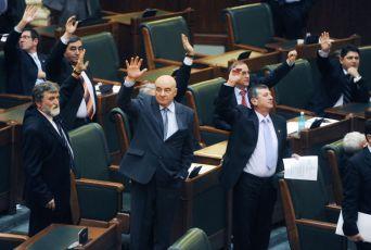 Senat-senatori