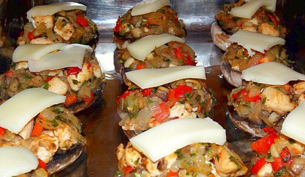ciupercile-umplute-cu-piept-de-pui