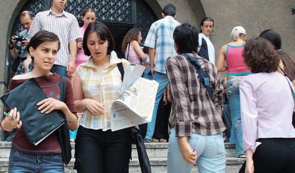 startul înscrierilor la admiterea pentru liceu 2011