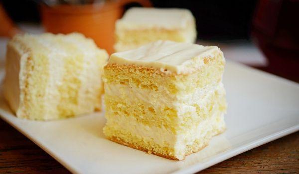 prajitura-cu-crema-de-lamaie