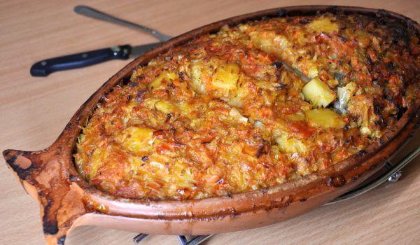 Crap la cuptor, cu ghiveci de legume