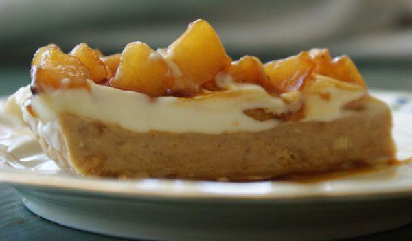 Tartă de mere și cremă de mascarpone