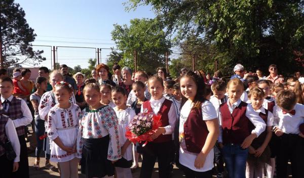 sfarsit de an scolar a.i.cuza dorohoi07