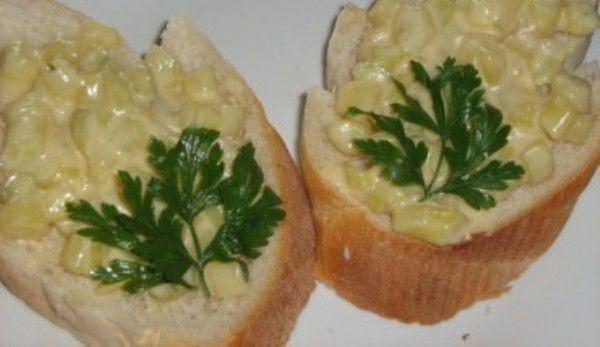Salată de fasole verde cu maioneză