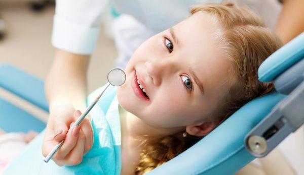copil-la-dentist