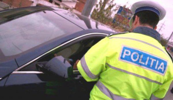 poliţist aflat la datorie