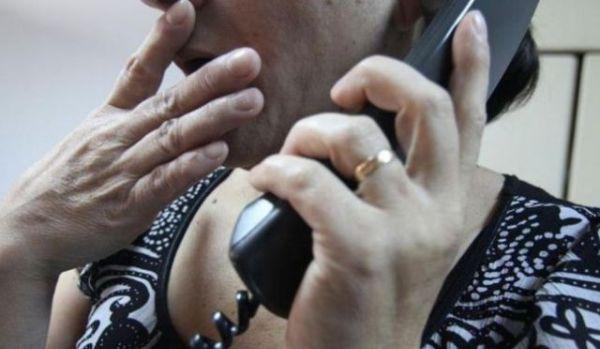 inselaciune prin telefon
