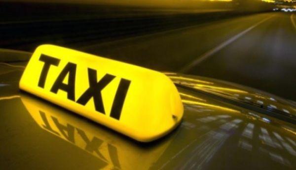 Taxi folosit pentru contrabanda