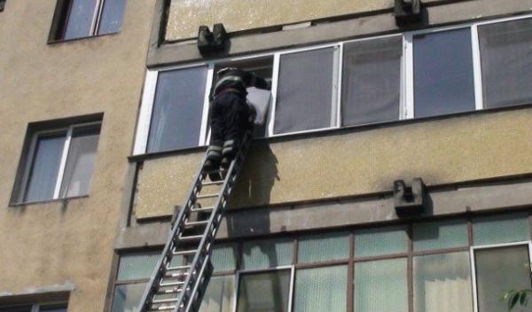 Blocat in apartament