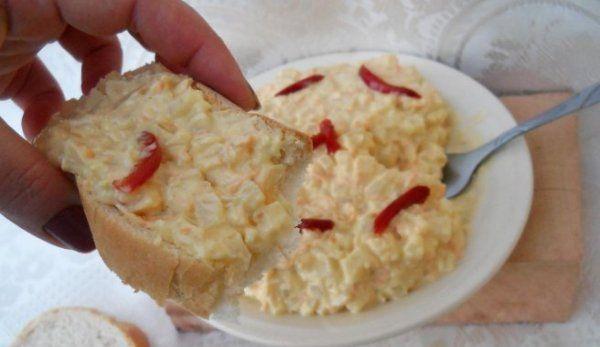 salata-de-telina-cu-maioneza