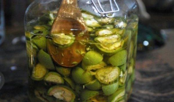lichior_medicinal