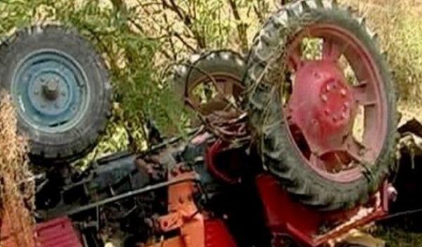 tractor-rasturnat