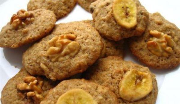fursecuri-cu-nuci-banane-si-ciocolata