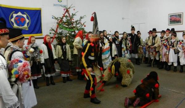 colindatori la jandarmi botosani (4)