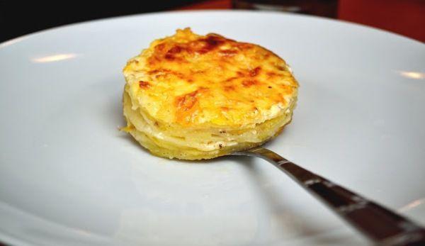 Cartofi Dauphinoise