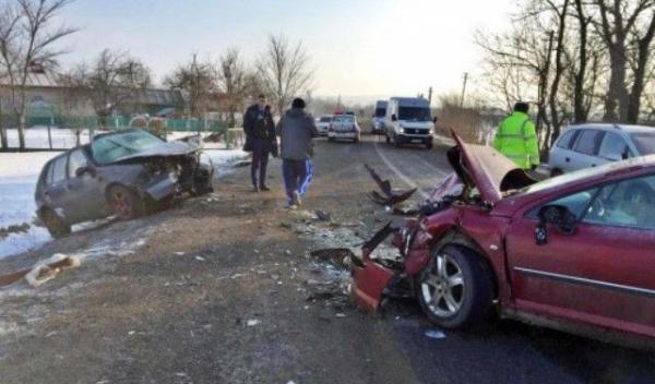 accident zvoristea