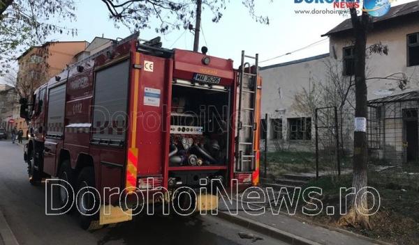 Incendiu cladire parasita Dorohoi_01