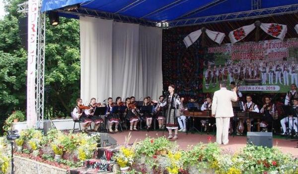 Solisti Festivalul Mugurelul 2019_011