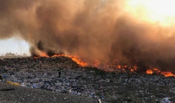 arde groapa de gunoi (2)