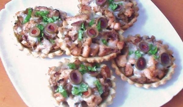 mini-tarte-cu-ciuperci