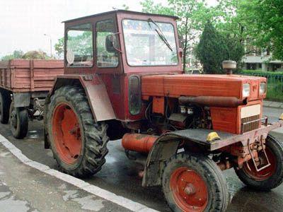 tractor cu remorca