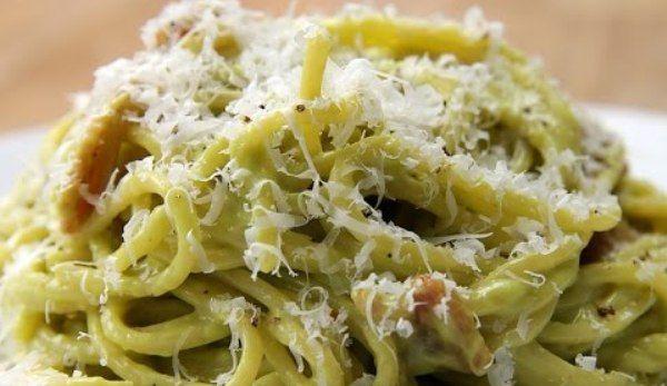 Carbonara cu avocado