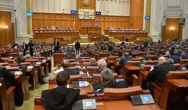 plen-parlament