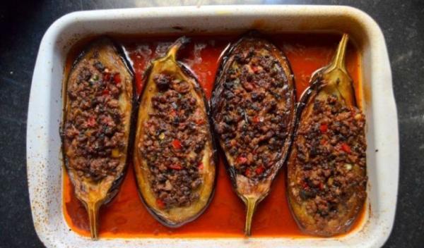 Vinete umplute cu carne