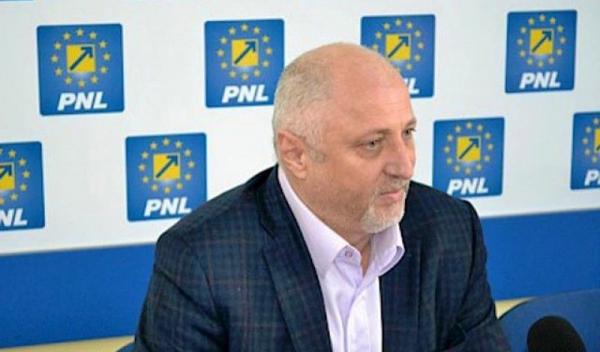 senator-pnl-costel-soptica