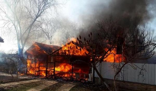 incendiu casa