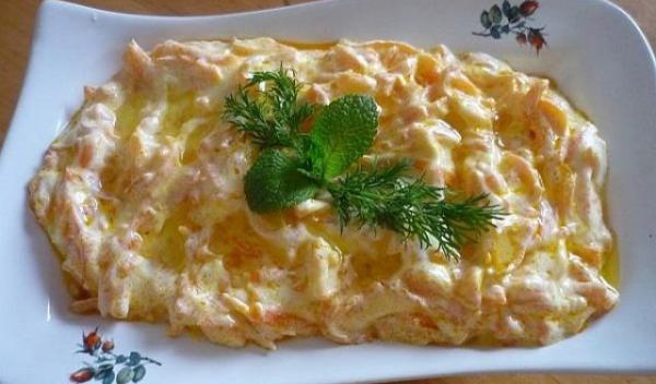 salata-de-morcov-cu-iaurt