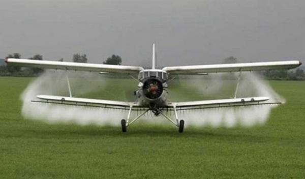 avion-dezinsectie